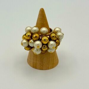 Kate Spade Sz 7 Ring Gold White Faux Pearl cluster Beaded Cocktail Glam